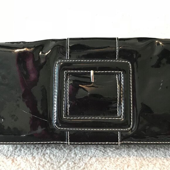 Ladies Sleek Black Dinner Purse/Bag with a Faux Buckle, There's Clasp Underneath - Picture 15 of 16